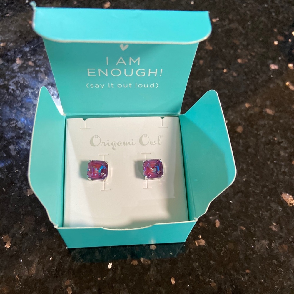 *SOLD*Origami owl